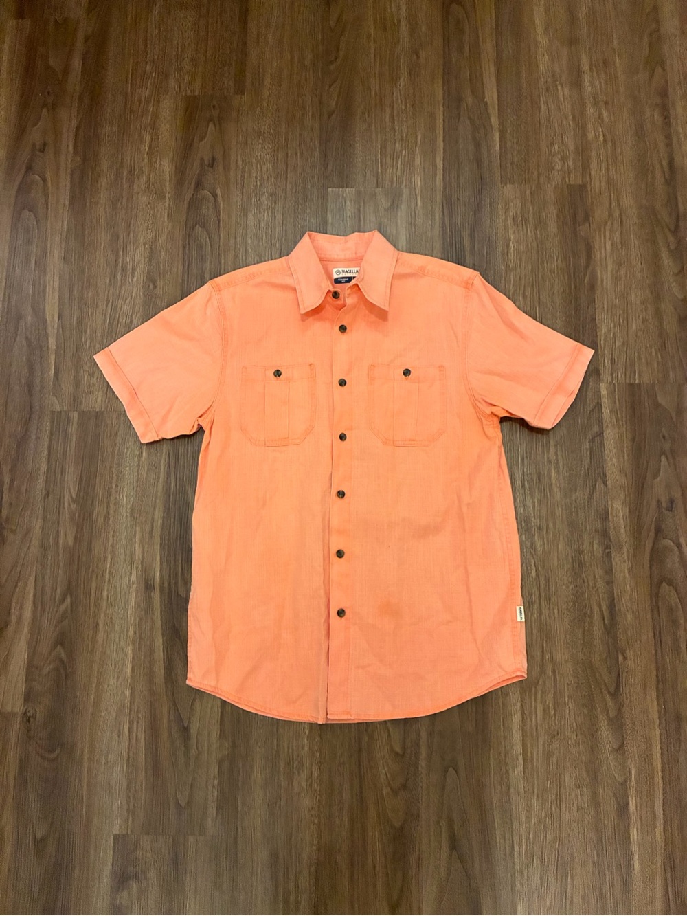 Magellan Outdoors Menβs Classic Fit Short Sleeve Button Up Shirt Pockets S